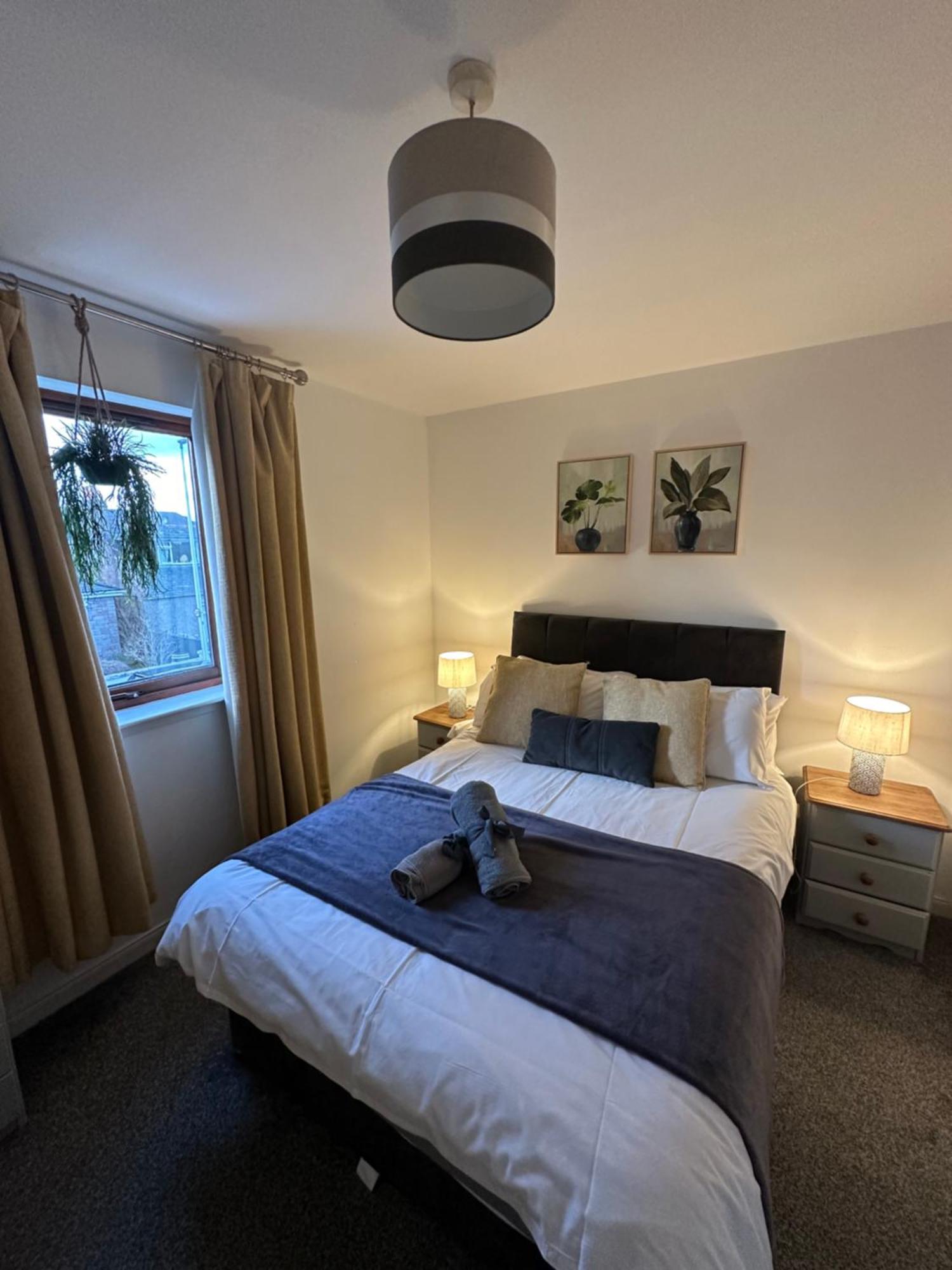 Lovely Modern 2 Bedrom Unit Close To City Center Dalneigh Esterno foto