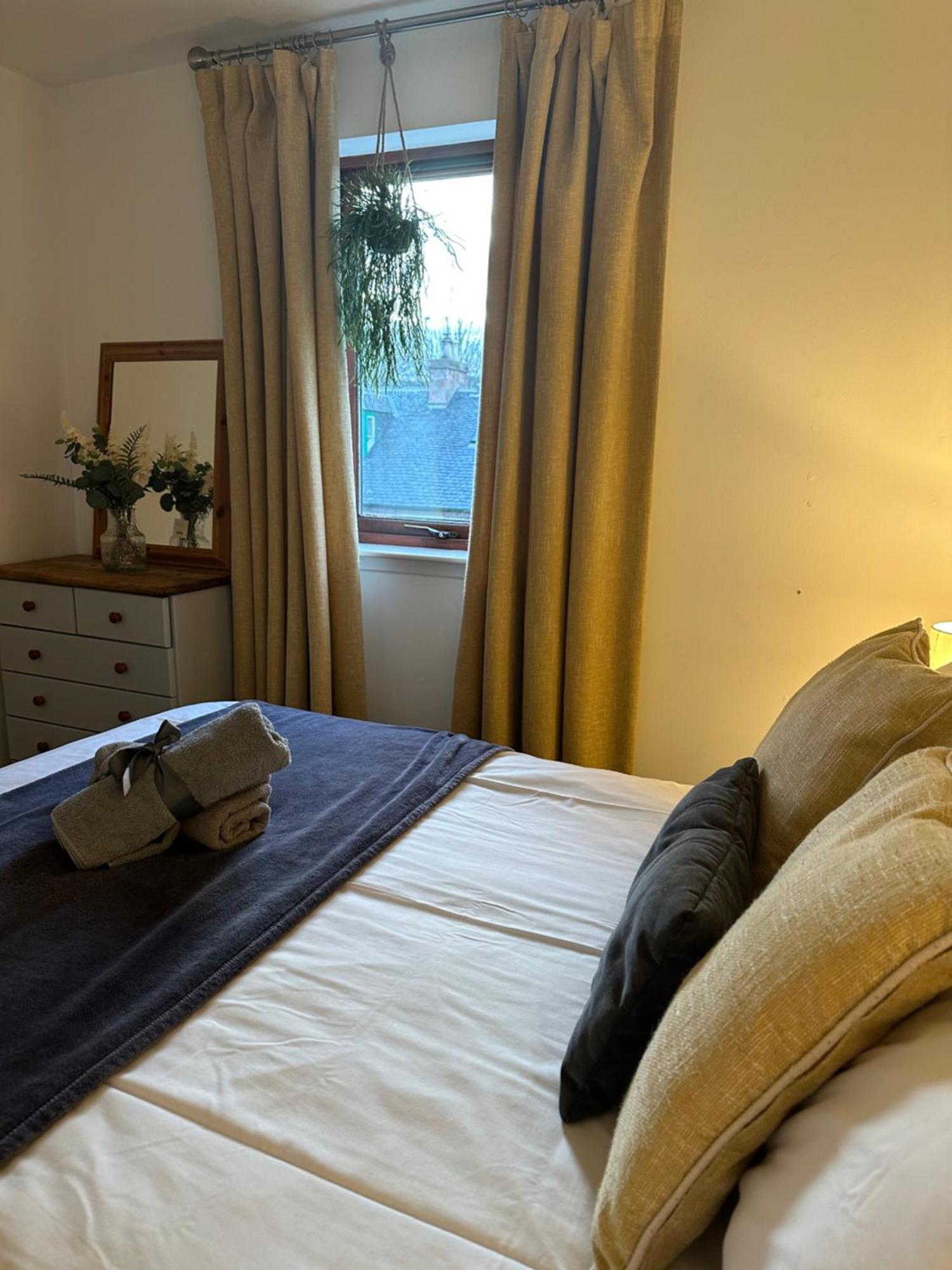 Lovely Modern 2 Bedrom Unit Close To City Center Dalneigh Esterno foto
